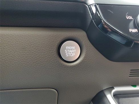 New 2026 Kia Carnival LXS image 29