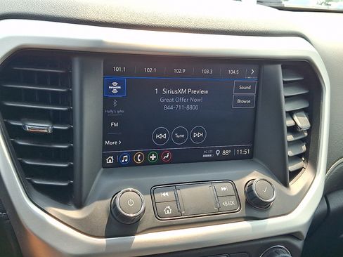 Used 2023 GMC Acadia SLE w/ Driver Convenience Package AWD/4WD image 17