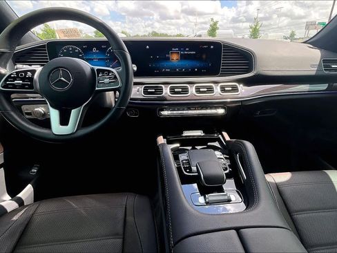 Used 2020 Mercedes-Benz GLS 450 4MATIC image 14