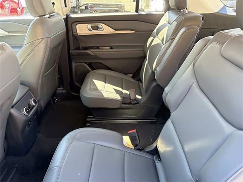New 2026 Ford Explorer Active w/ Active Comfort Package image 19