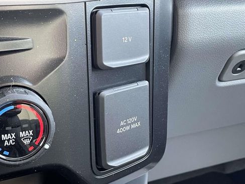 New 2026 Ford F250 XLT w/ XLT Premium Package AWD/4WD image 32
