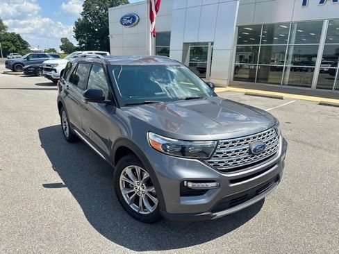 Used 2022 Ford Explorer Limited w/ Equipment Group 301A RWD image 6