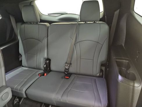 Used 2023 Buick Enclave Essence w/ LPO, Floor Liner Package FWD image 5