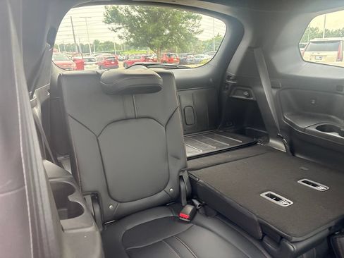 Certified 2025 Honda Pilot TrailSport image 38