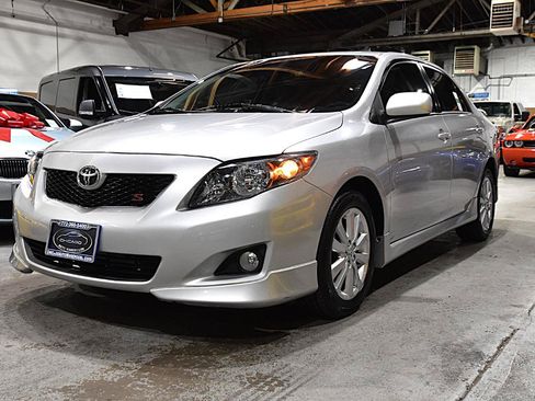 Used 2010 Toyota Corolla S FWD image 4