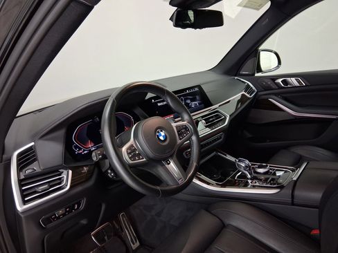 Used 2023 BMW X5 xDrive40i w/ Executive Package AWD/4WD image 2