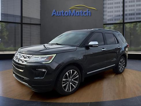 Used 2019 Ford Explorer Platinum image 4