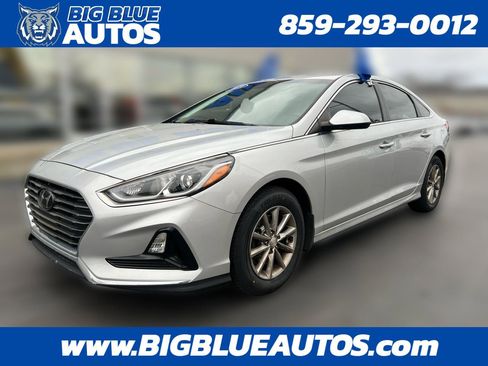 Used 2019 Hyundai Sonata SE image 1
