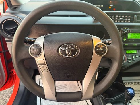 Used 2013 Toyota Prius C Two image 24
