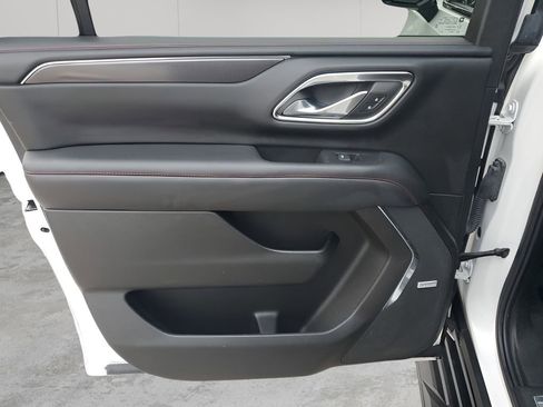 Used 2023 Chevrolet Suburban RST image 17