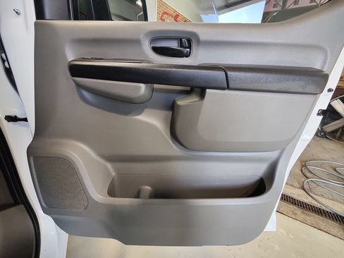 Used 2019 Nissan NV 3500 SV w/ Navigation Package RWD image 11