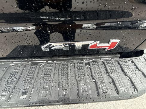 Certified 2025 GMC Sierra 2500 AT4 w/ AT4 Premium Plus Package image 39