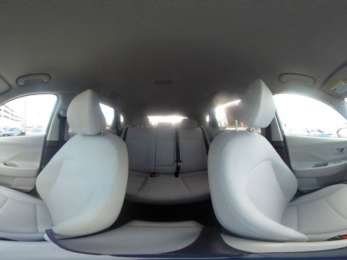 Used 2025 Hyundai Kona SEL image 42