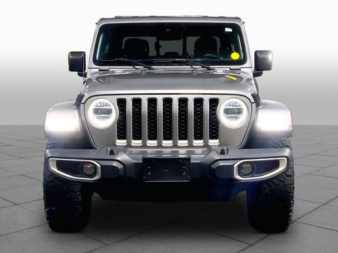 Used 2020 Jeep Gladiator Overland AWD/4WD image 4