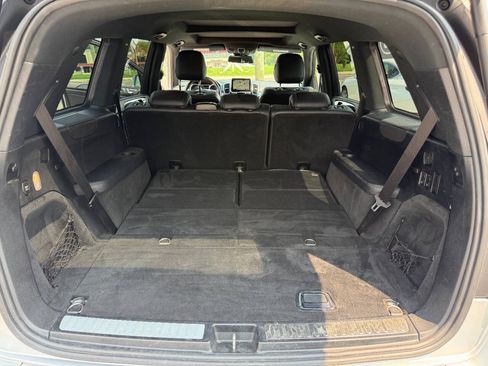 Used 2019 Mercedes-Benz GLS 450 4MATIC image 13