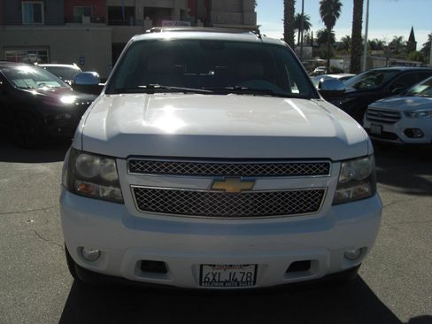 Used 2013 Chevrolet Tahoe LTZ image 2