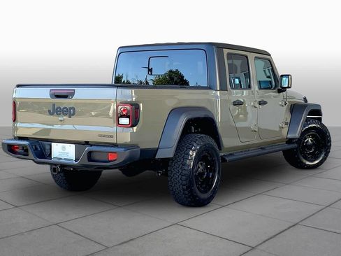 Used 2020 Jeep Gladiator Sport w/ Quick Order Package 24S AWD/4WD image 13