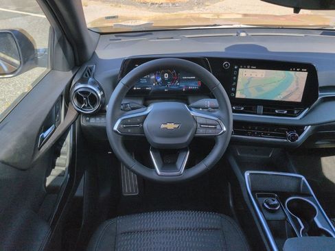 New 2027 Chevrolet Equinox LT AWD/4WD image 12