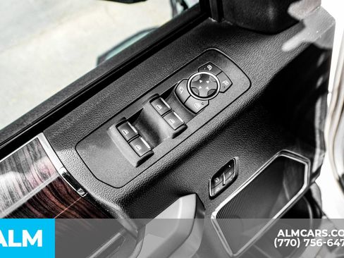 Used 2017 Ford F150 Lariat image 51