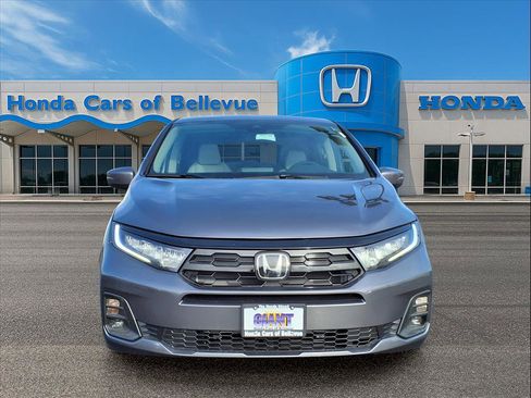 New 2026 Honda Odyssey Touring image 12