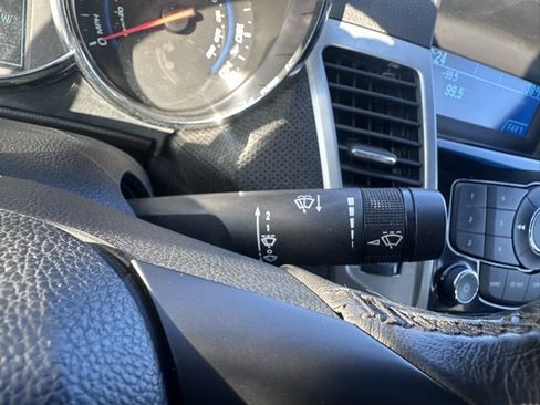 Used 2012 Chevrolet Cruze LT w/ RS Package image 21