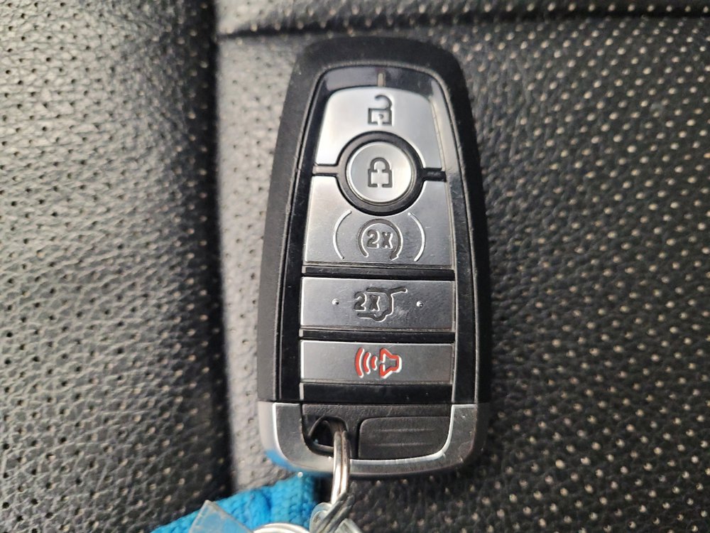 Used 2019 Ford Expedition XLT w/ Equipment Group 202A RWD image 32