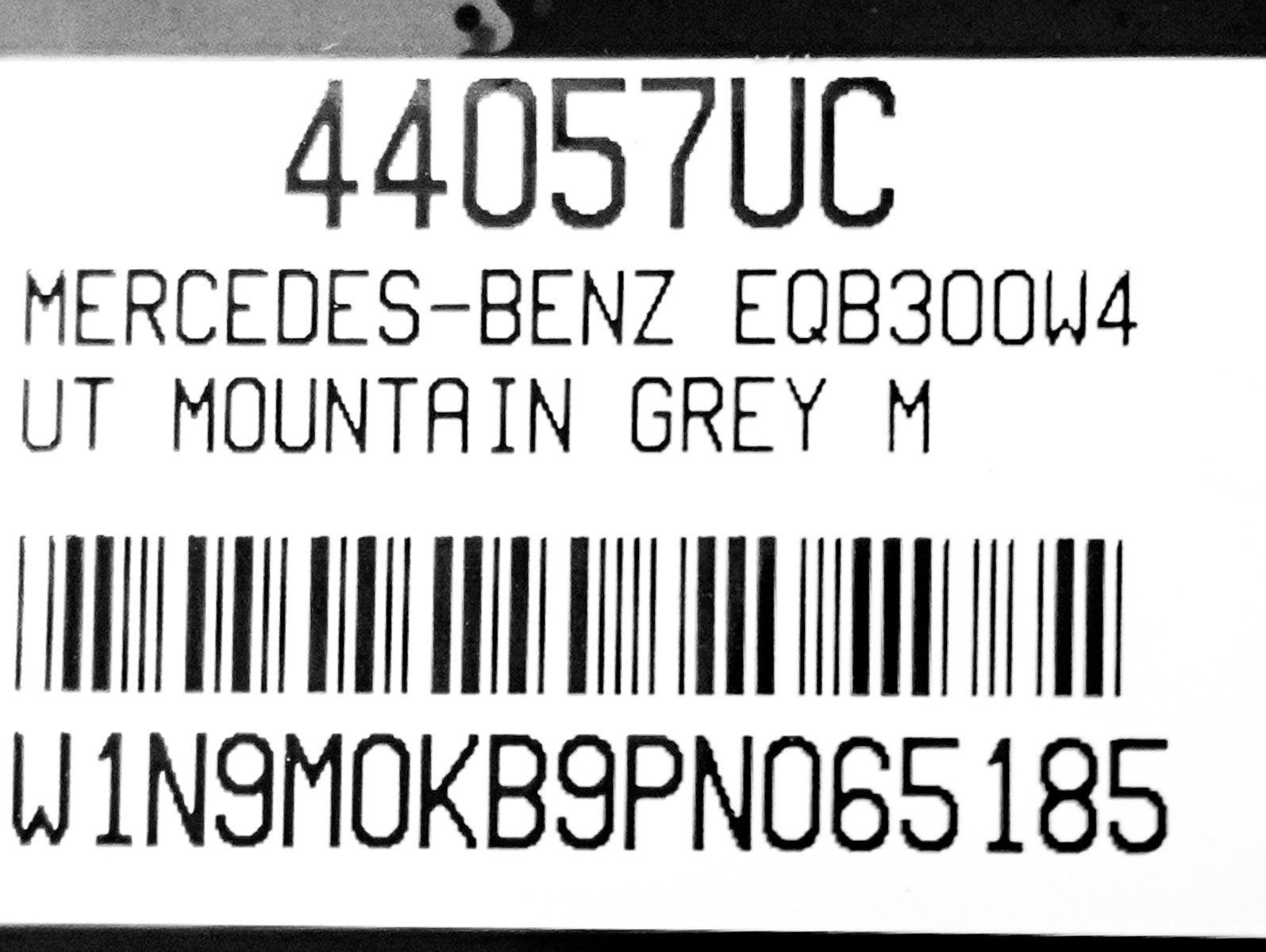 Certified 2023 Mercedes-Benz EQB 300 4MATIC w/ Exclusive Package image 27
