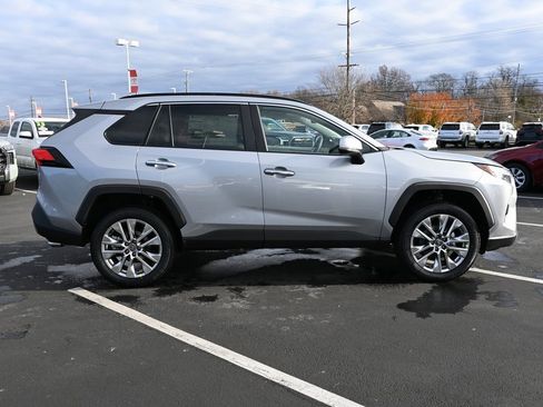 New 2025 Toyota RAV4 Limited image 8