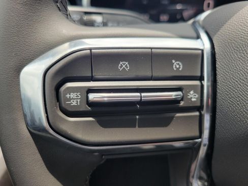 New 2026 GMC Canyon Elevation w/ Convenience Package RWD image 19