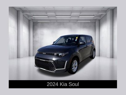Used 2024 Kia Soul LX w/ Option Group 015