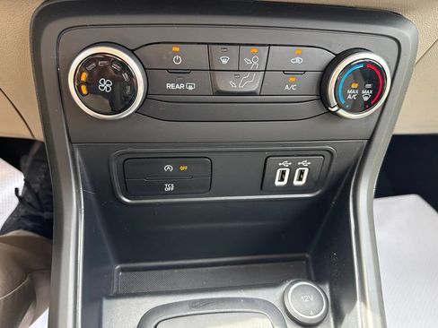 Used 2021 Ford EcoSport S FWD image 15