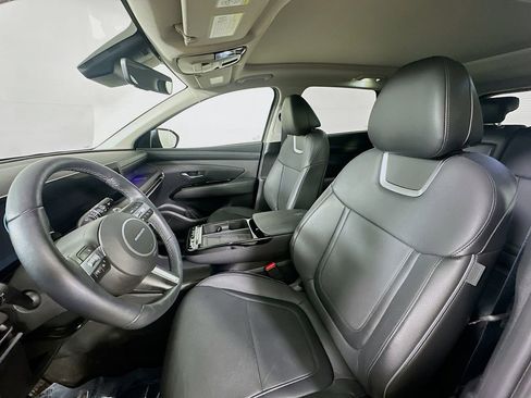 Used 2025 Hyundai Tucson Limited image 15