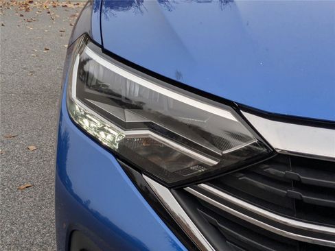 Used 2024 Volkswagen Jetta SE image 10