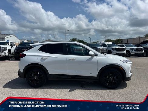 New 2026 Buick Encore GX Sport Touring w/ Advanced Technology Package FWD image 8