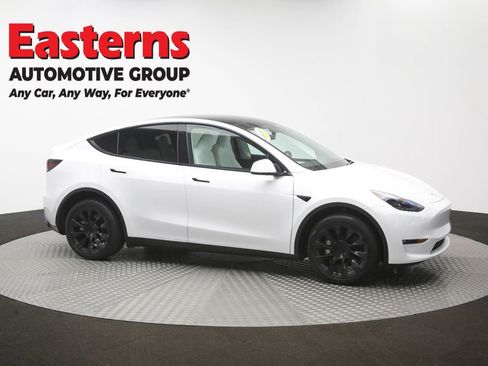 Used 2023 Tesla Model Y Long Range AWD/4WD image 43
