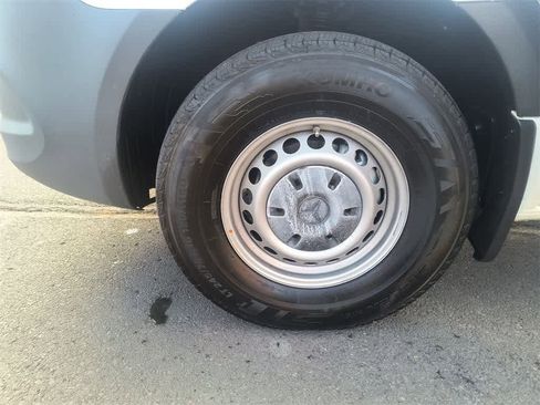 Used 2023 Mercedes-Benz Sprinter 2500 image 10