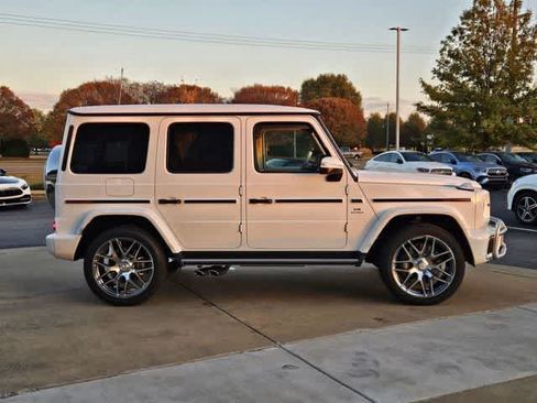 Used 2026 Mercedes-Benz G 63 AMG 4MATIC image 10