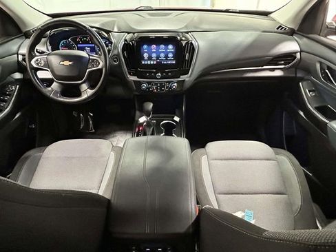 Used 2021 Chevrolet Traverse LT AWD/4WD image 9
