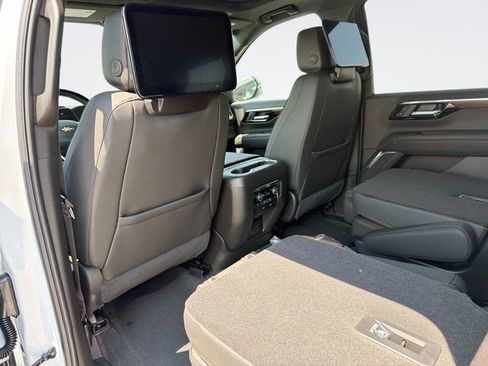 New 2026 Chevrolet Tahoe High Country AWD/4WD image 14