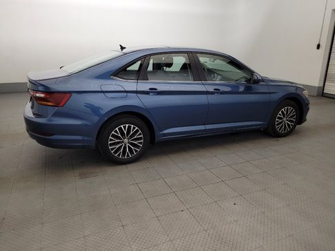 Used 2019 Volkswagen Jetta SE w/ Cold Weather Package FWD image 10