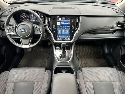 Used 2025 Subaru Outback Premium image 18