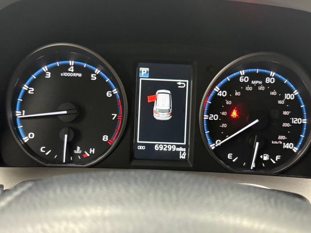 Used 2017 Toyota RAV4 XLE w/ All Weather Liner Package FWD image 27