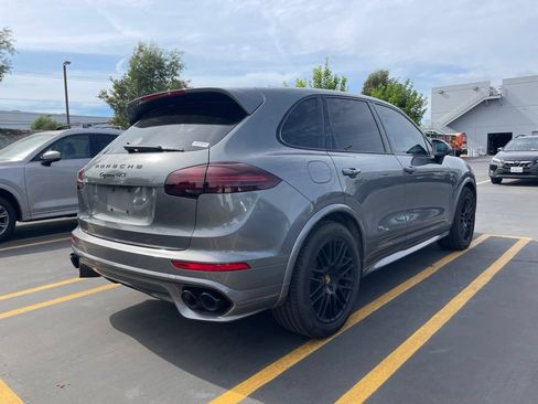 Used 2016 Porsche Cayenne GTS AWD/4WD image 2