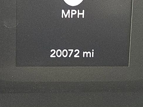 Used 2025 Jeep Wrangler Unlimited Sport AWD/4WD image 18