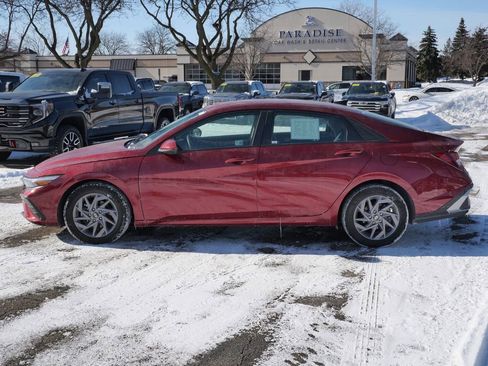 Used 2024 Hyundai Elantra SEL image 5