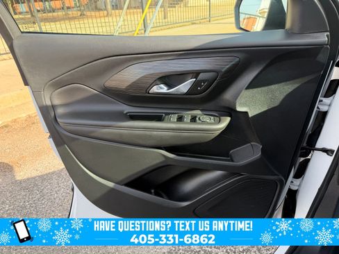 Used 2022 GMC Terrain SLE image 22