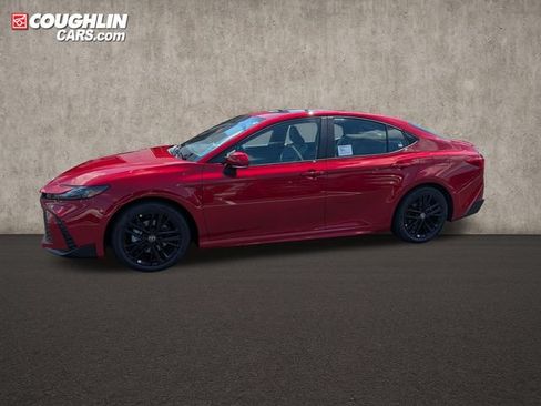 New 2026 Toyota Camry SE w/ Multimedia Upgrade Package FWD image 4