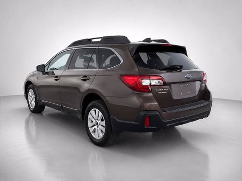 Used 2019 Subaru Outback 2.5i Premium AWD/4WD image 3