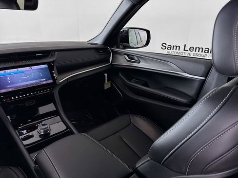 New 2026 Jeep Grand Cherokee L Limited image 21