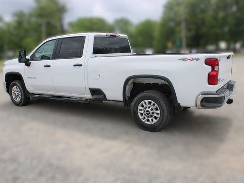 Used 2025 Chevrolet Silverado 2500 W/T w/ WT/CX Safety Package image 4